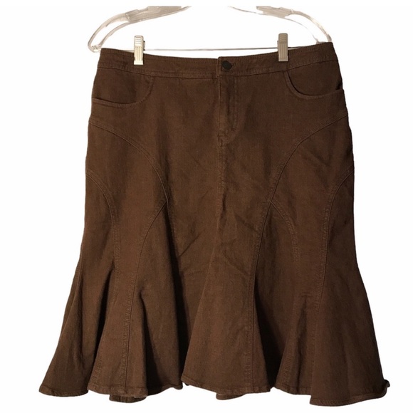 Bandolino Brown Stretch Skirt size 10 - Picture 4 of 4